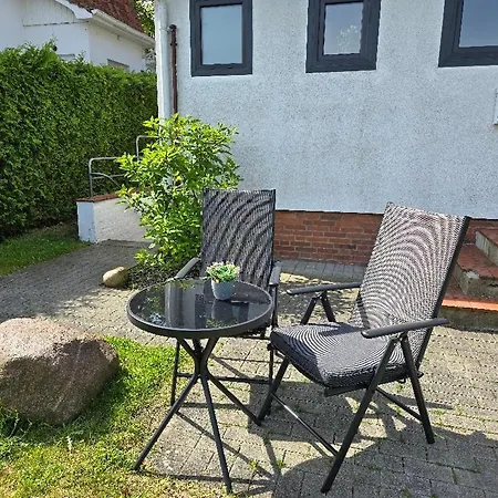 Apartment Kpt Verwaltungs Und Service Gbr *